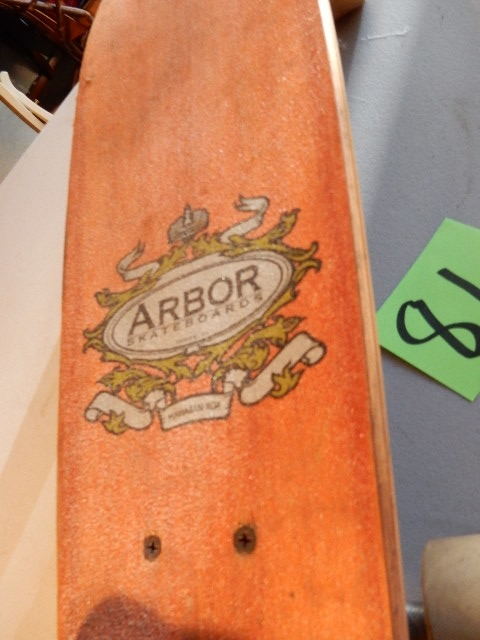 lot 81 image: ARBOR, KOA Pocket Rocket..  Skate Board