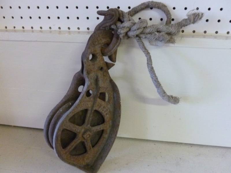 Vintage Barn Pulley