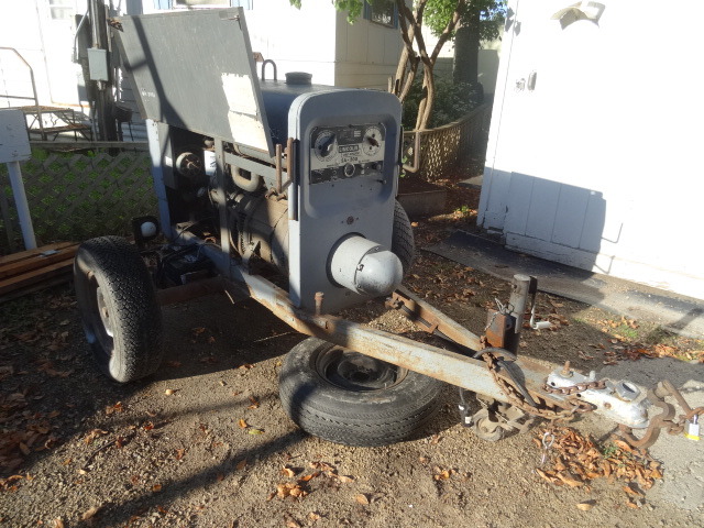 Lincoln Tow Behind Welder