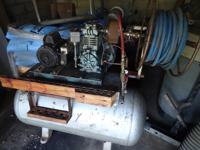 Air Compressor