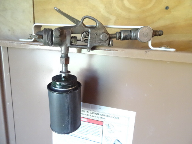 Binks Model 15 Paint Sprayer