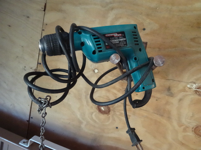 Chicago Electric 38 Electric Drill