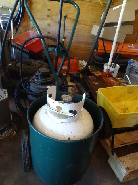 LP Tank with Cart
