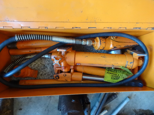 Central Hydraulics 4 Ton Porta Power