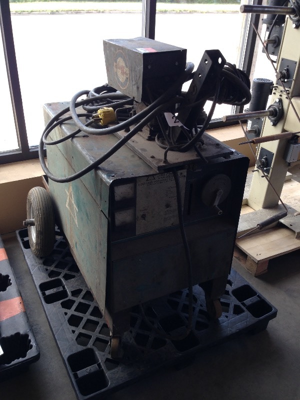 Air Products DC welder