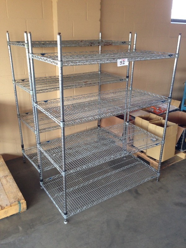 Metro style racking