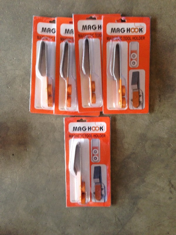 Lot of 5 Mag Hook