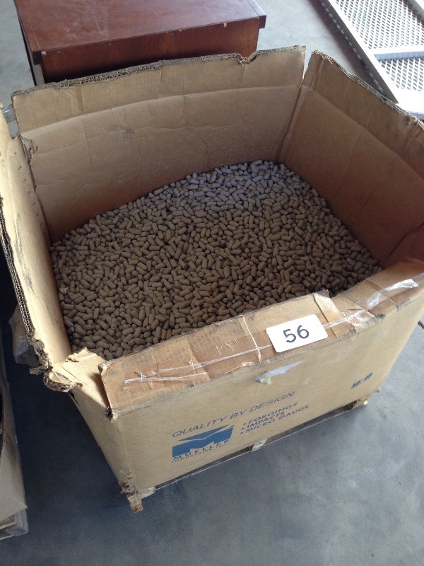 Large box (pallet) lot of finishing media