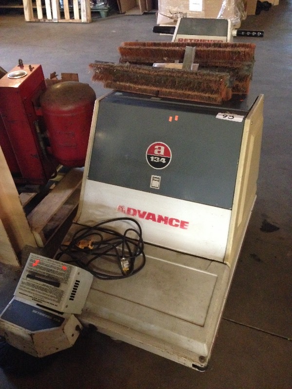 Advance floor sweeper