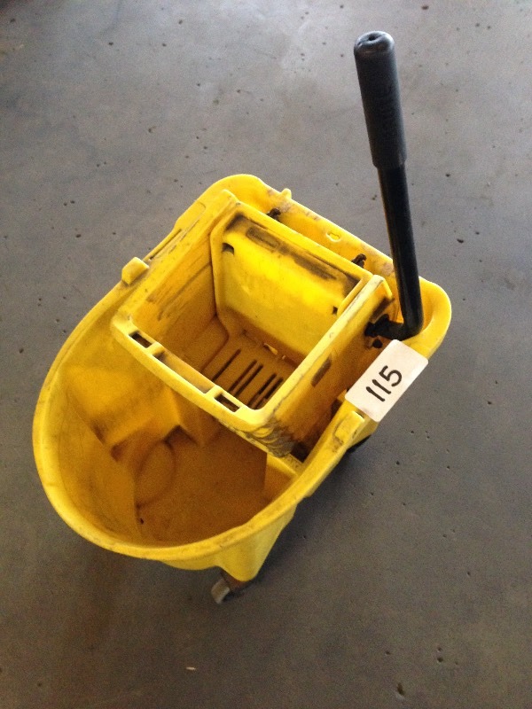 Mop bucket