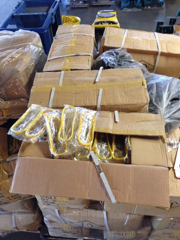 Box of approximately 100 clear pouches  bags