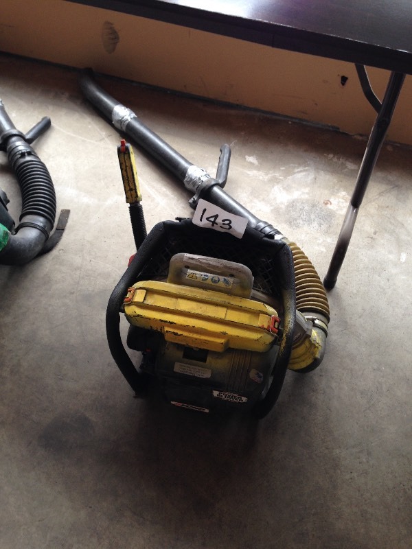 Back pack leaf blower