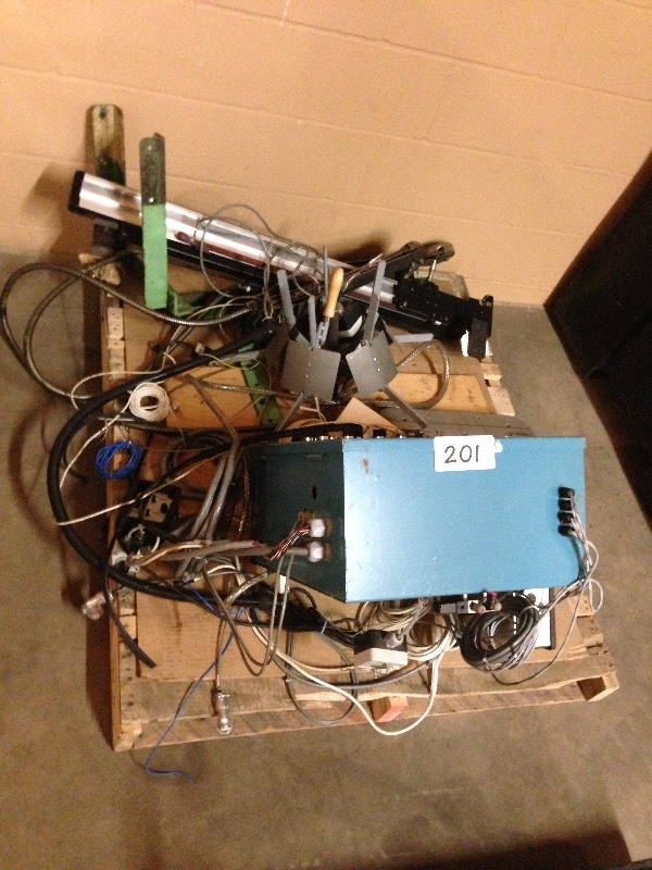 Pallet lot of misc.
