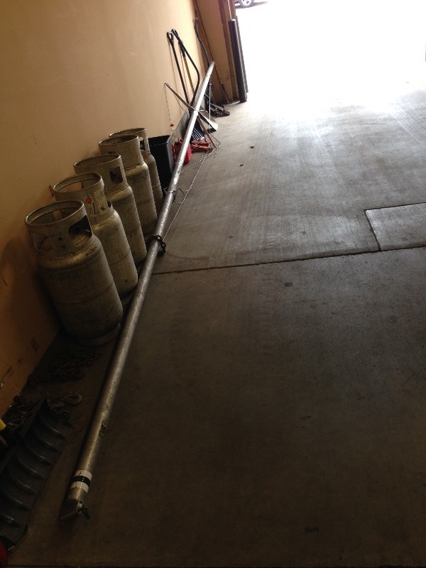 Tall aluminum boat mast