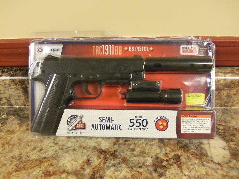 lot 38 image: Co2 BB Pistol