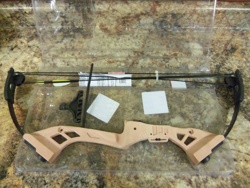 lot 40 image: G-max Bow Package Pink