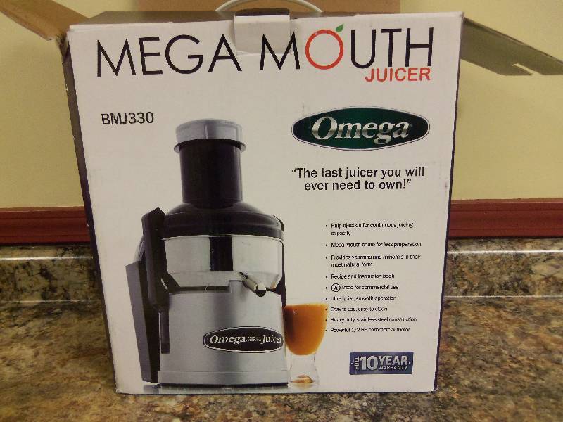 lot 89 image: Omega Commercial Juicer
