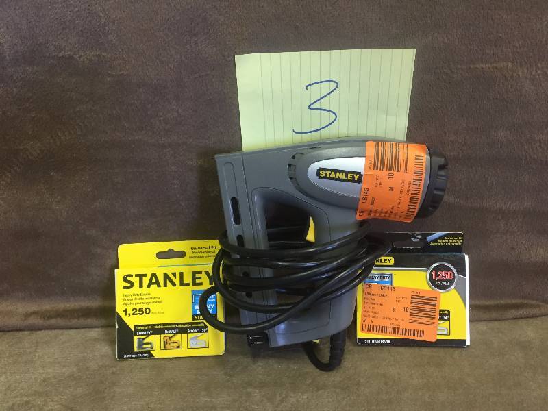 lot 3 image: Stanley Stapler and staples