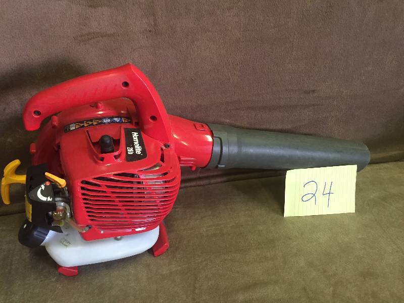 lot 24 image: Homelite Leaf Blower Used works