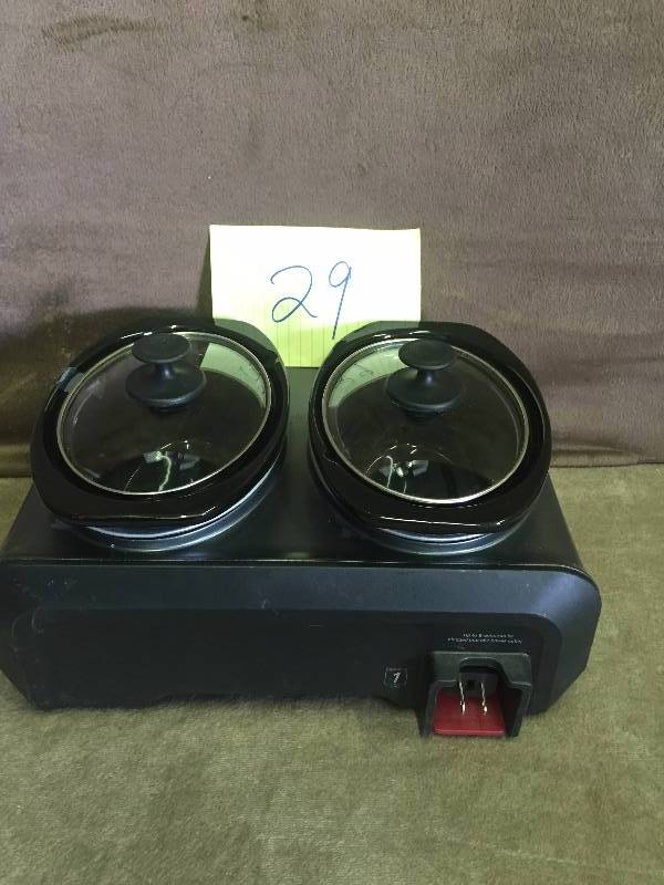 lot 29 image: Hook Up Croockpot