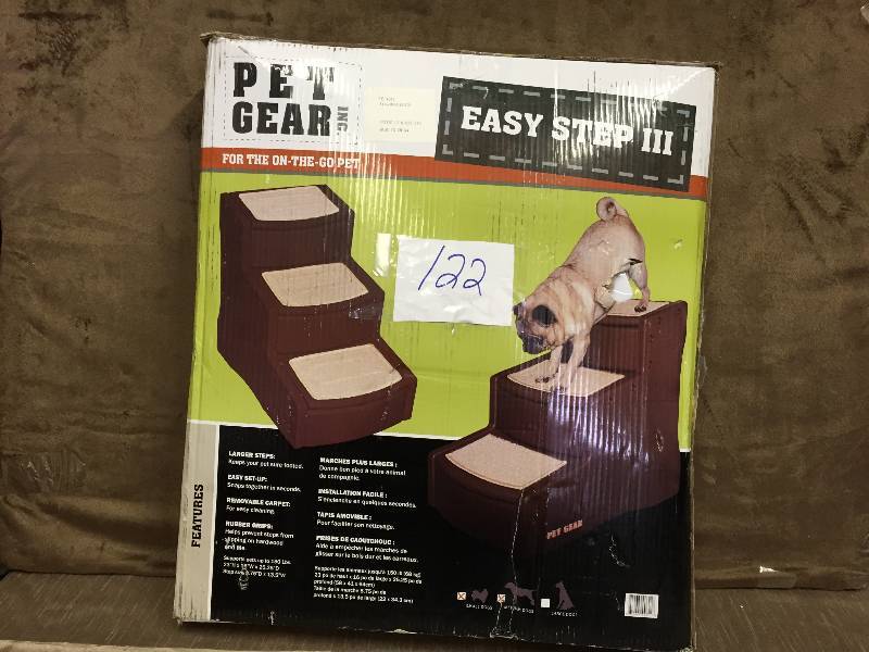 lot 122 image: Pet Gear Easy Step III