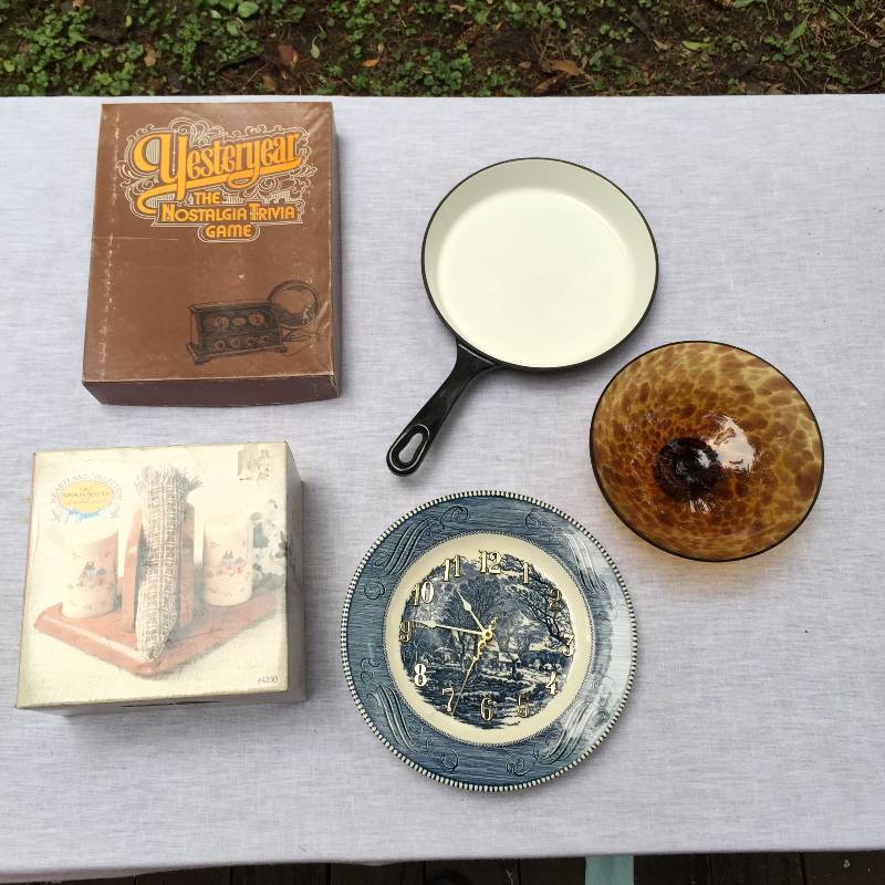 lot 003 image: Vintage Collectibles - Game - Clock - Salt & Pepper Set - Tortoise Shell Look Glass Bowl - Cooks Essentials HEavy Enamel Saute Pan
