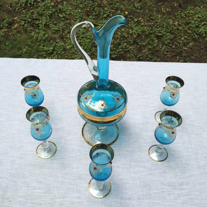 lot 050 image: Gorgeous & Beyond Marked Made in Italy Murano Style Venetian Cordial Set Blue & Red Jeweled Art Blown Glass hand painted gold liqueur Decanter Bottle  5 small wine glasses