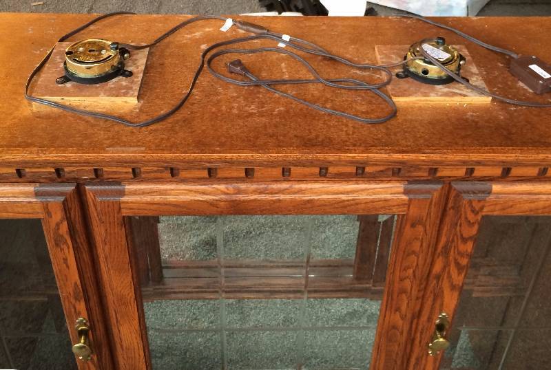 lot 049 image: Quality Richardson Bros Arts & Crafts Fine China Mirrored Lighted Solid Wood Cabinet  Hutch