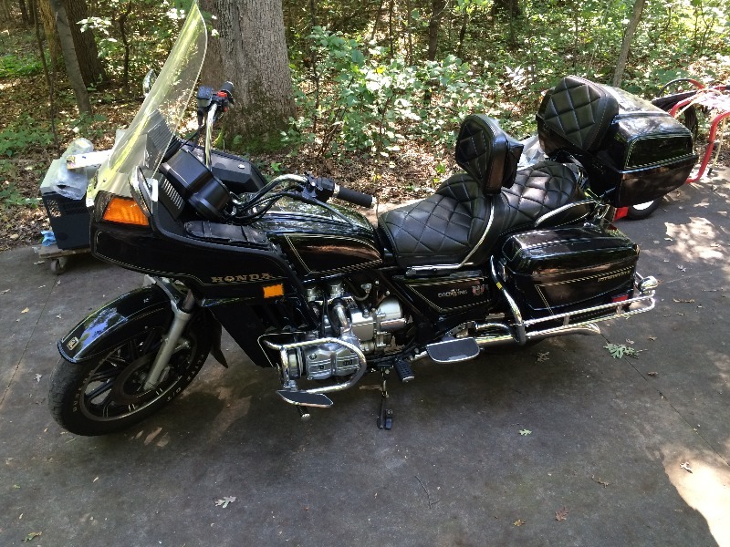 lot 1 image: 1983 Honda Goldwing Interstate GL1100