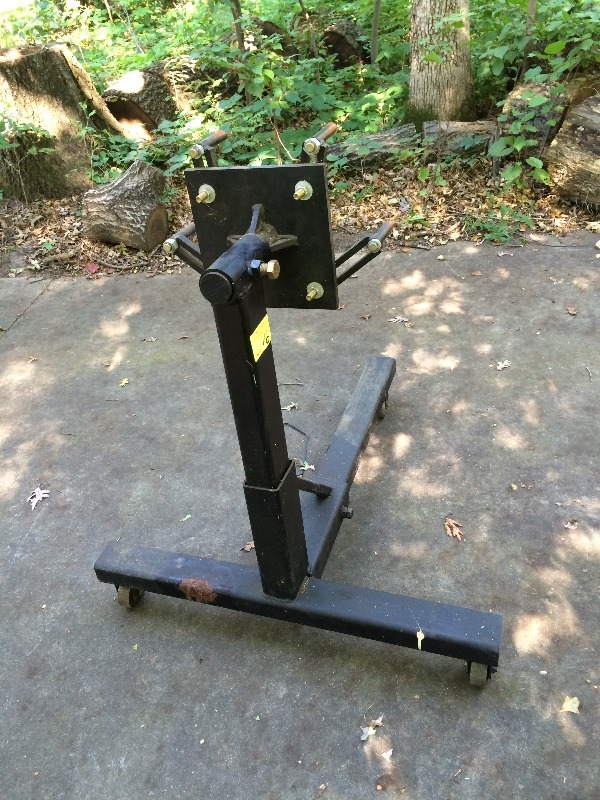 lot 16 image: Engine Stand - still in great shape