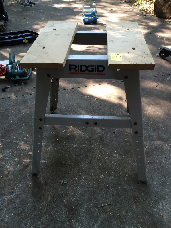 lot 39 image: Ridged Saw Bench - lightly used    24 x 24 x 35 high