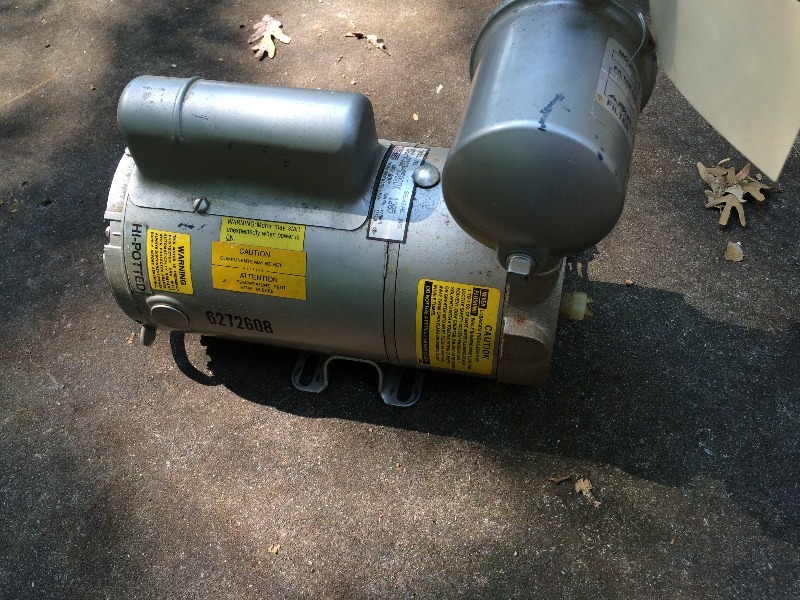 lot 47 image: Vacuum Pump GE 14 hp  230 volts  Works  for printing press