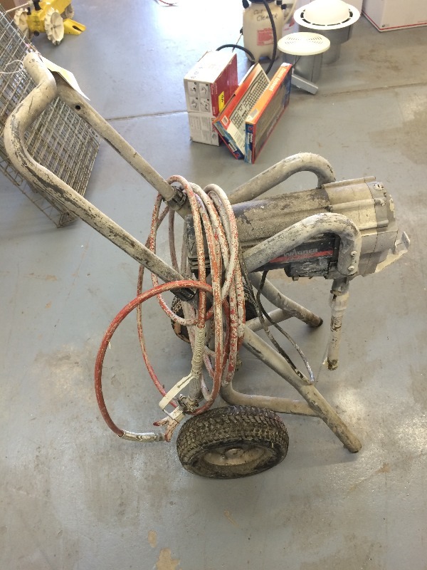 lot 64 image: Wagner Commercial Paint Sprayer - includes gun and hose  works