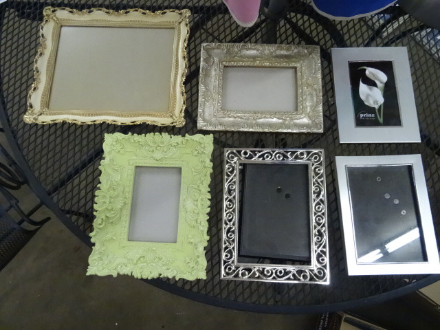 6 Picture Frames