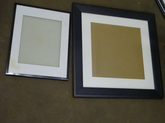 2 Picture Frames