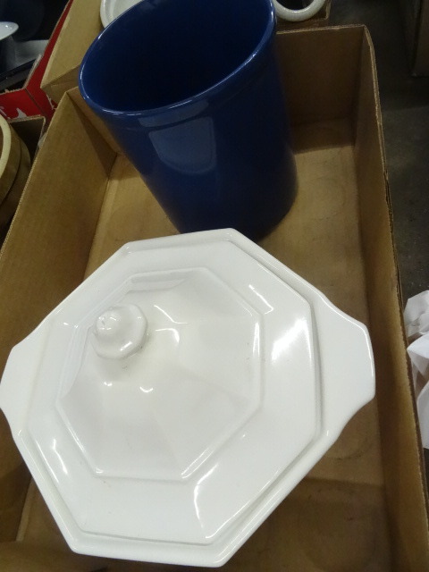 Ceramic Casserole with Lid. Blue Crock