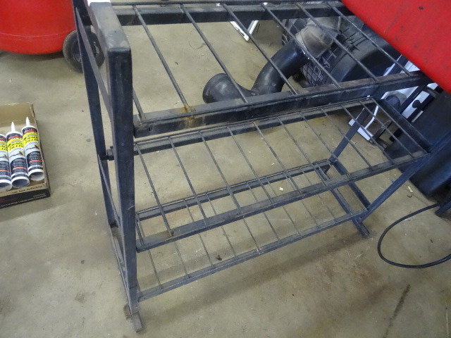Metal Rack 34 X 10 X 32