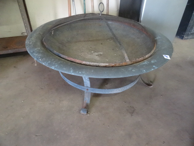 Outdoor Fire Pit With Cover