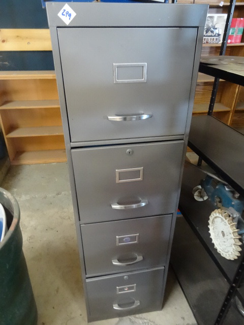 15 Metal 4 Drawer File Cabinet