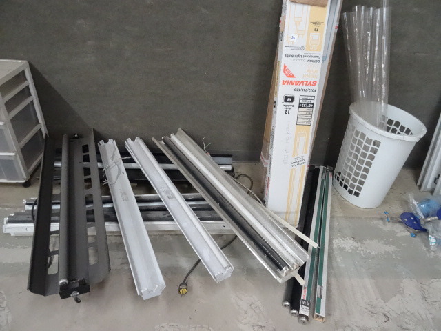 Fluorescent Lights