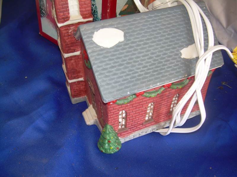 hand painyed porcelian lighted house