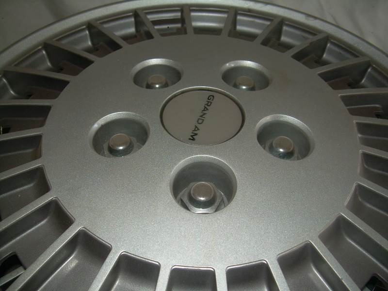 set of 4 grand am hub caps