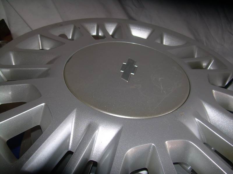 4 gm hubcaps