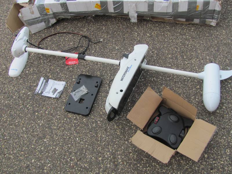 lot 14 image: Trolling Motors