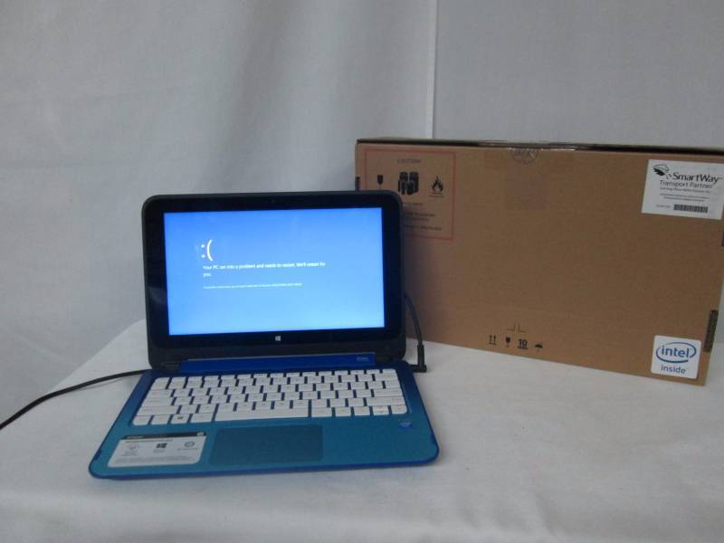 lot 61 image: HP Stream 11.6 Touch Screen 2GB Windows 8.1 Laptop