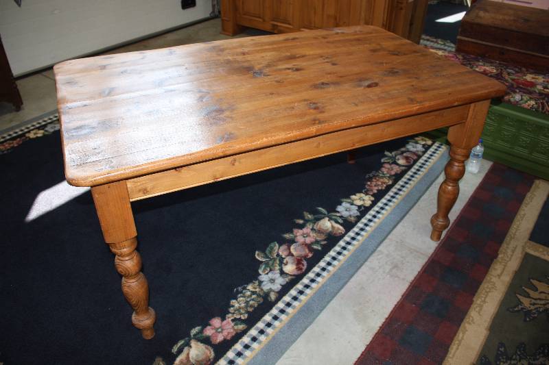 Pine Table