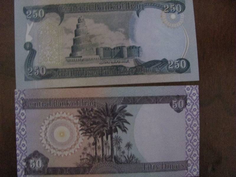 Iraq Dinar bills