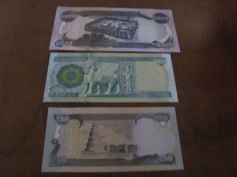 Iraq Dinar bills