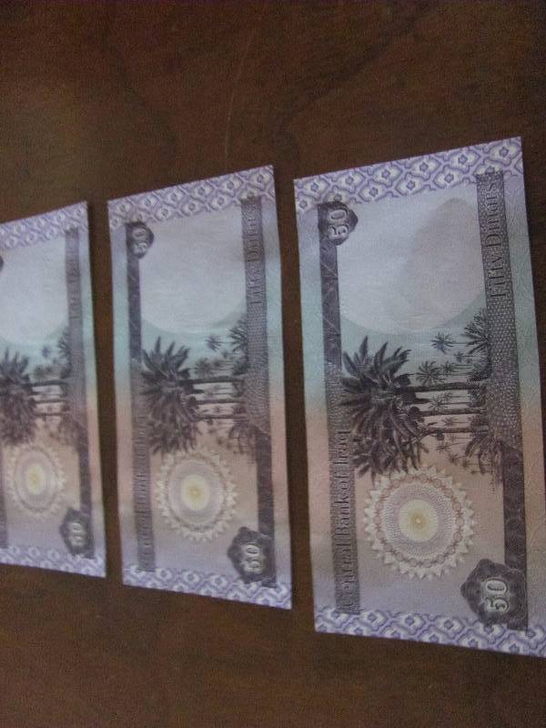 Iraq Dinar bills