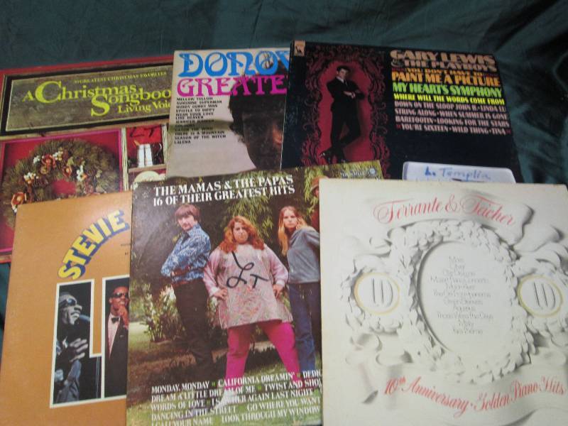 Vintage Records,Qty 6 A Christmas s...